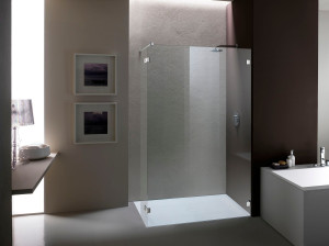 Стеклянная душевая кабина