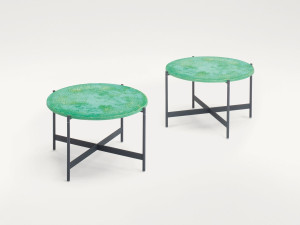 Круглый журнальный столик