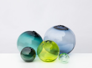 Ваза из дутого стекла