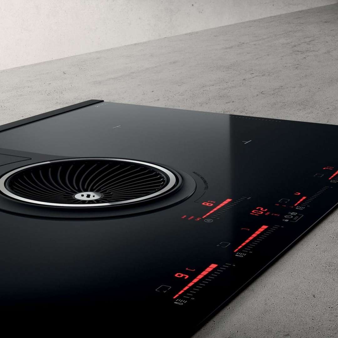 NIKOLATESLA HP BL/A/83-PRF0120975A Индукционные варочные панели / индукционная, .nikolatesla.панель+вытяжка, стеклокерамика, индукционная, 83см, сенсорное управление , pot detector, bridge zones, power limitation , 1200м3, отвод воздуха, черный Elica  - Вид №2