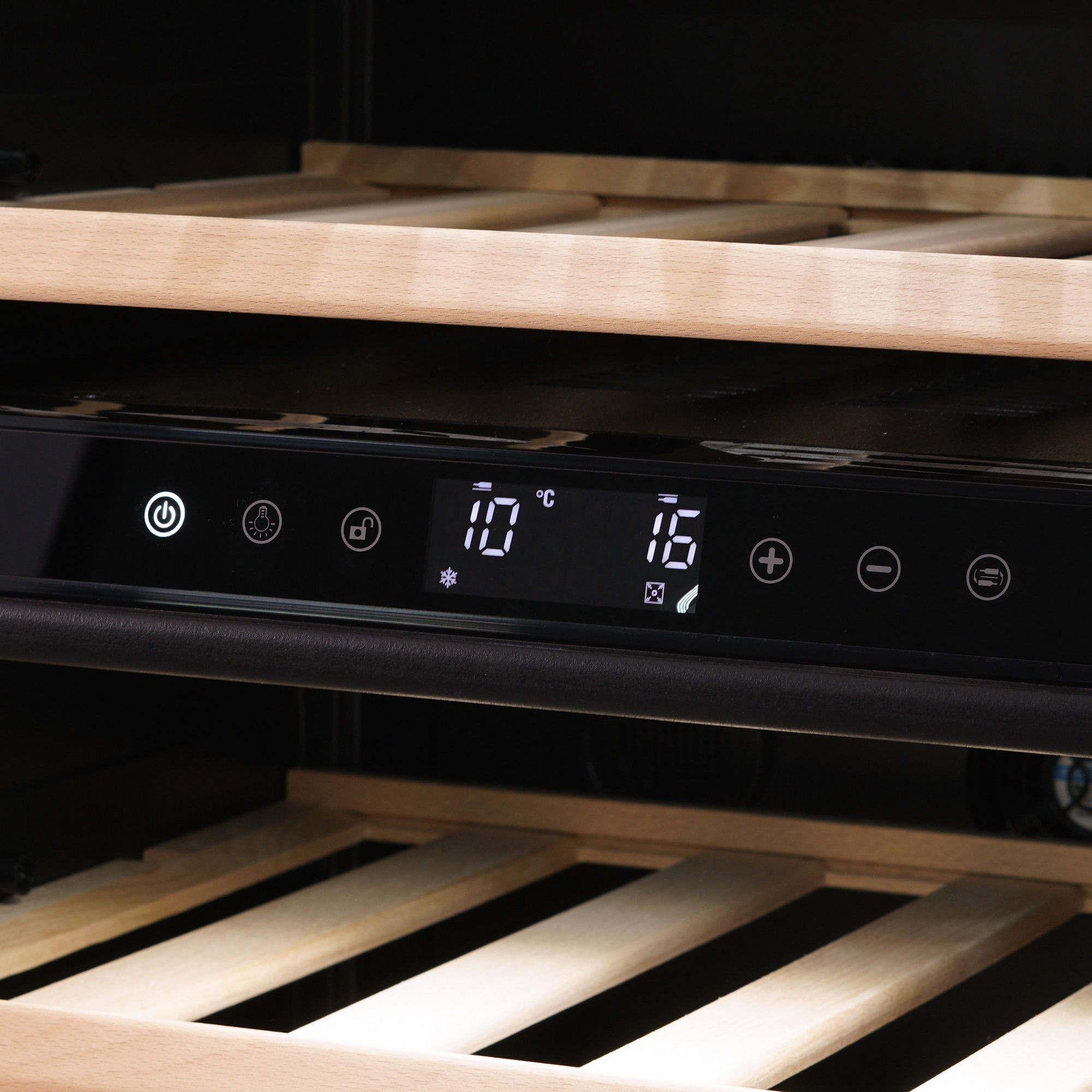 9973849 Винный шкаф Temptech OZ90DX серебристый STDN-0113276 - Вид №4