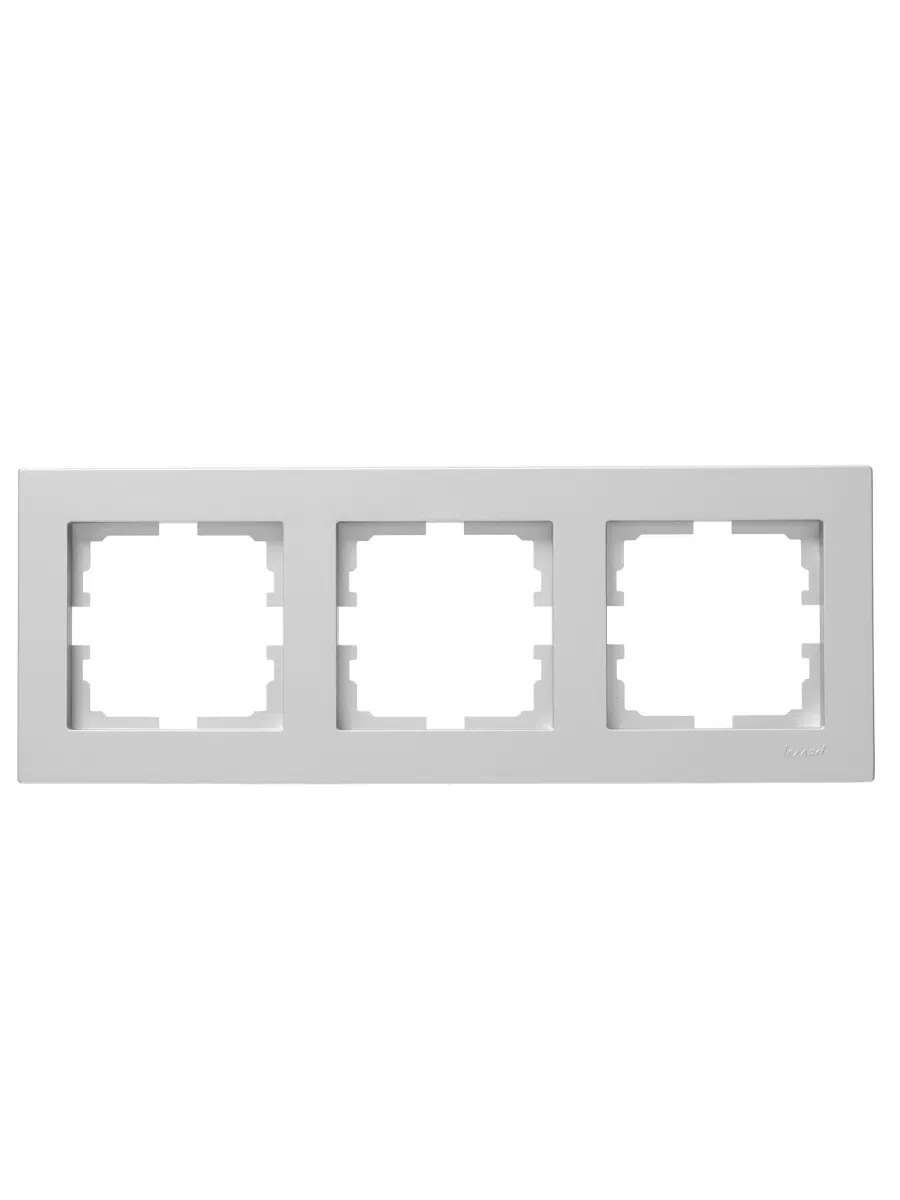 VESNA Рамка 3-ая вертикальная без вст серебро LEZARD 742-4300-153