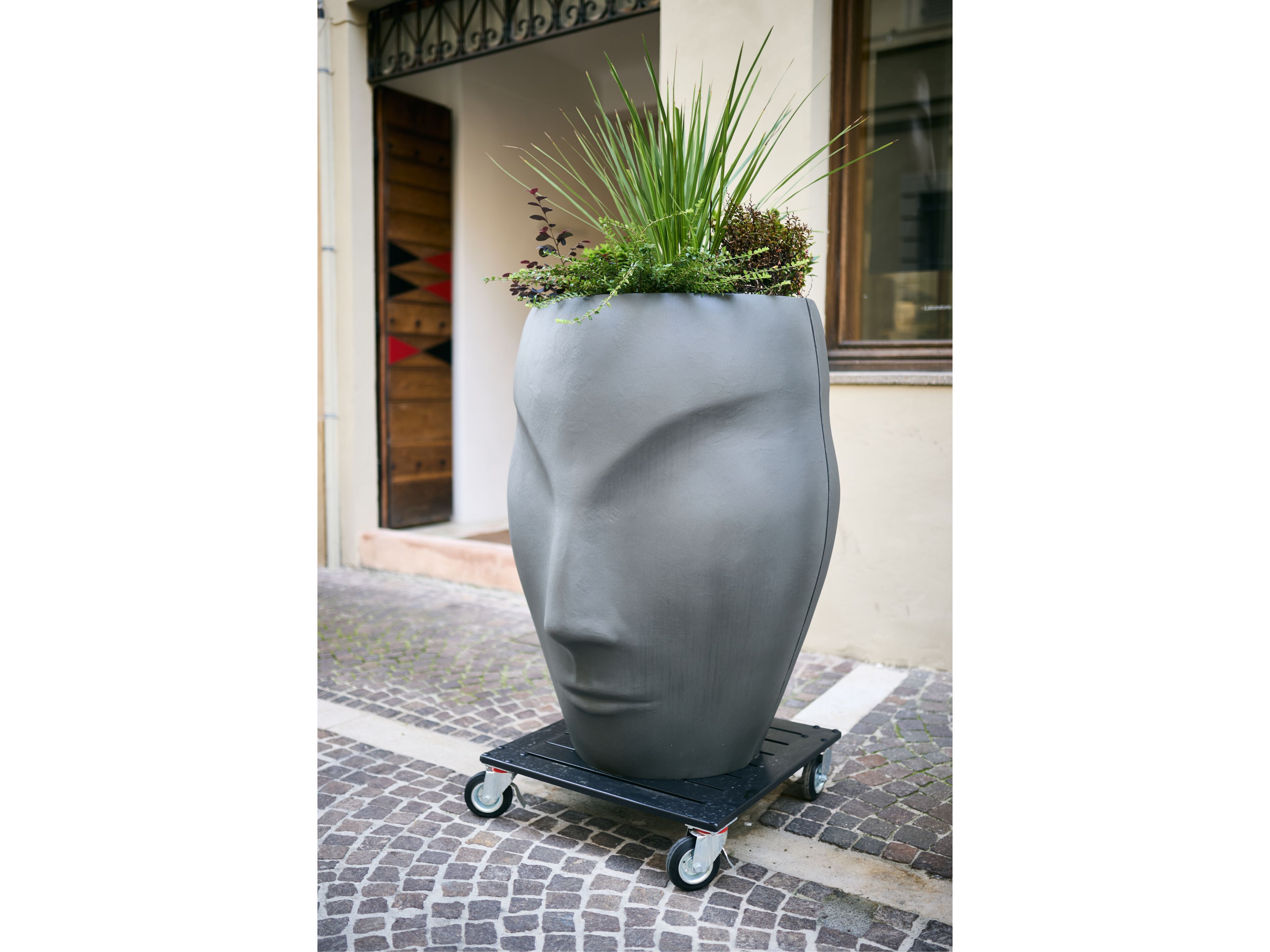 Перерабатываемый двухкомпонентный садовый горшок из смолы Ellemura Constantin ARCH-00147197 - Вид №1