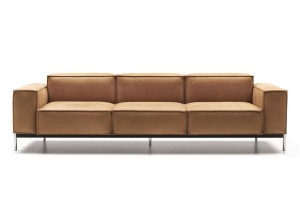 4-местный кожаный диван