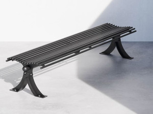 Металлическая скамья без спинки