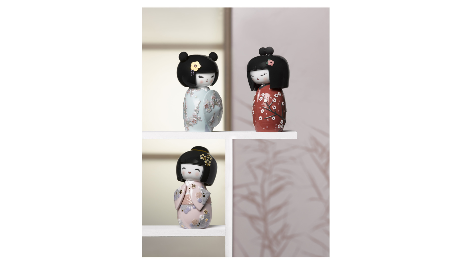 10669107 LLADRO Фигурка Lladro "Кокеши" 7х15см, красный Фарфор Lladró  - Вид №1