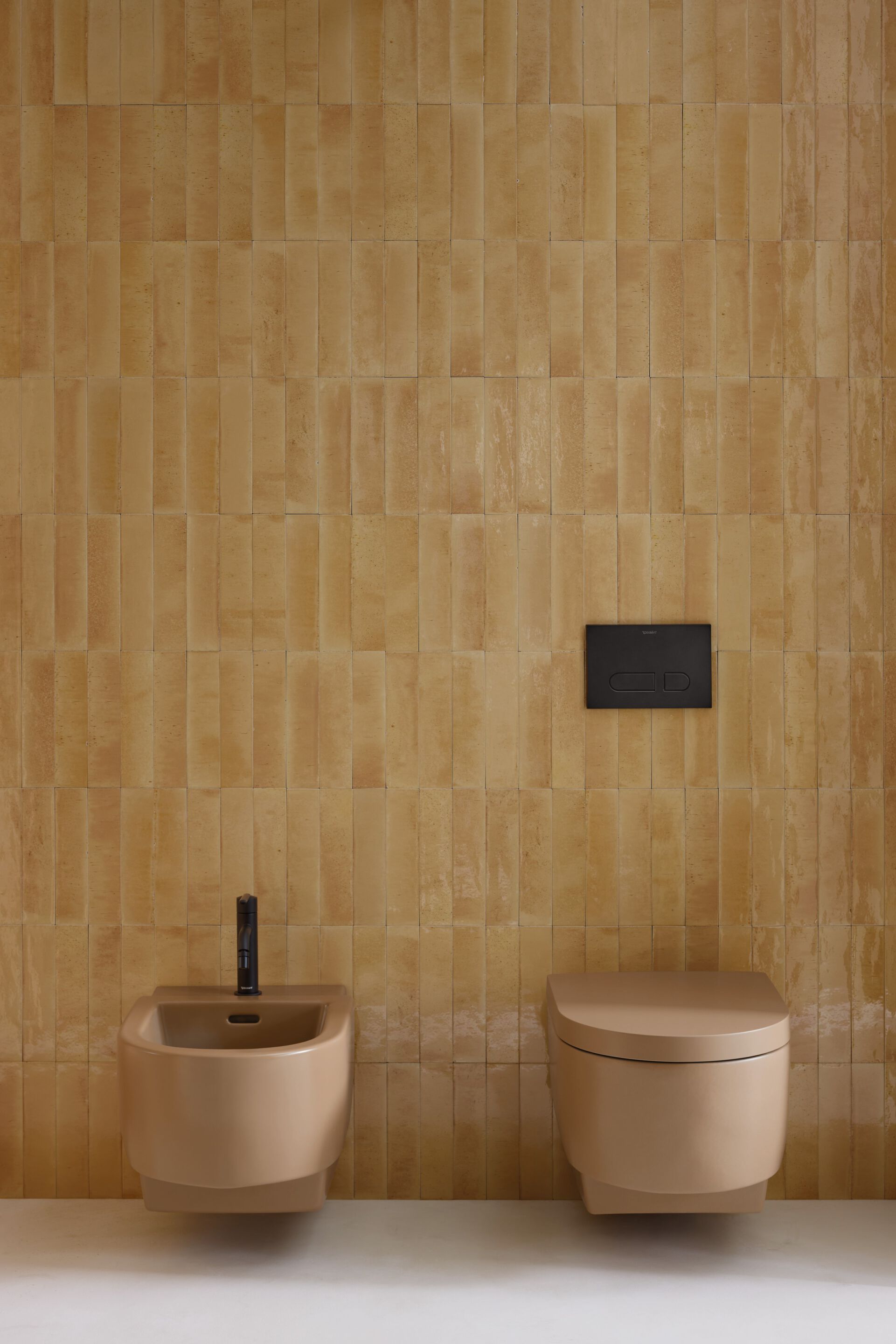 Сиденье для унитаза Duravit Balcoon ARCH-00007548 - Вид №1