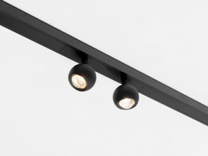 Modular Lighting Instruments Потолочный линейный световой профиль Pista