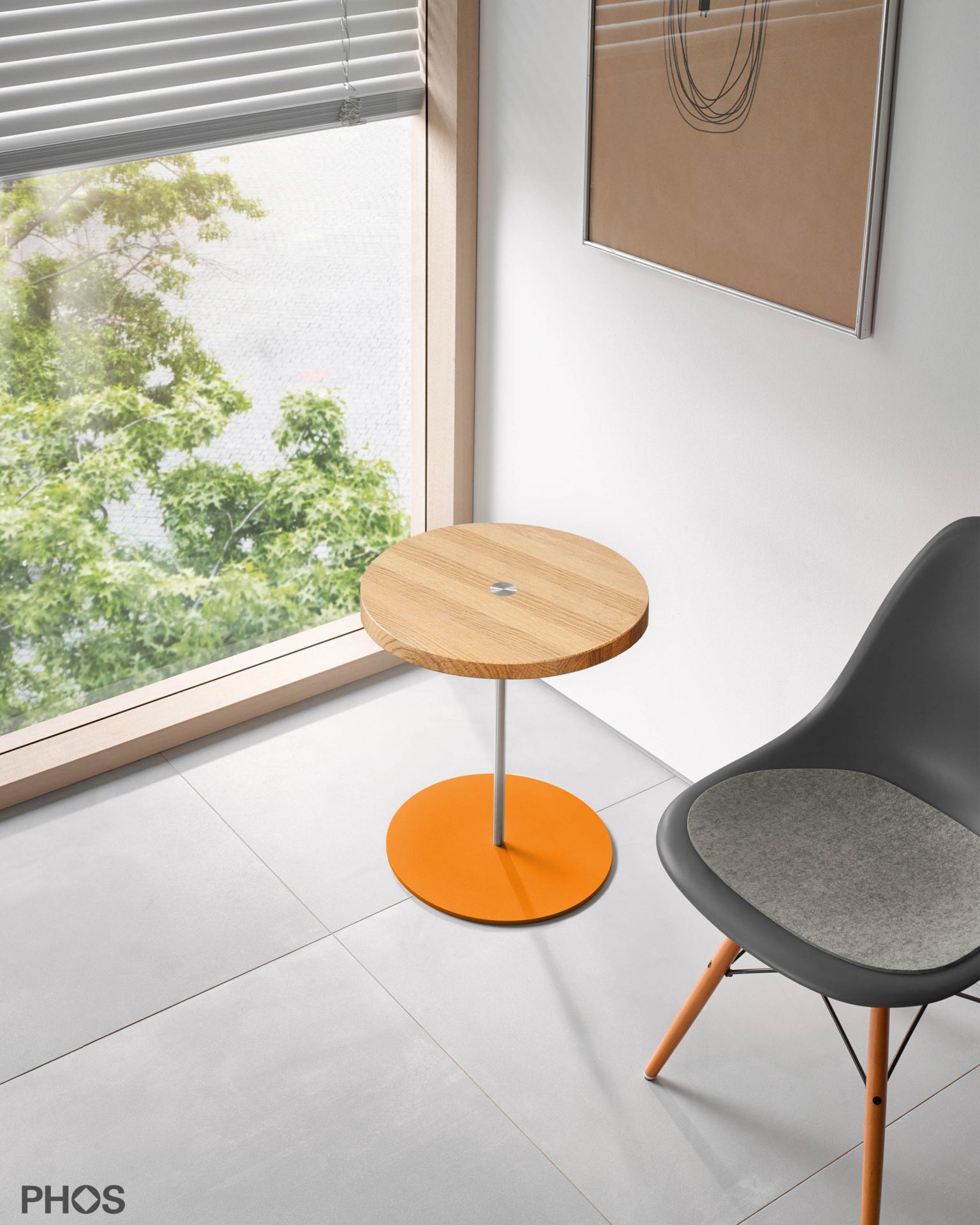 BT400-Eiche-BPO Приставной столик высотой 40 см, столешница из дуба, основание оранжевое. PHOS  - Вид №1