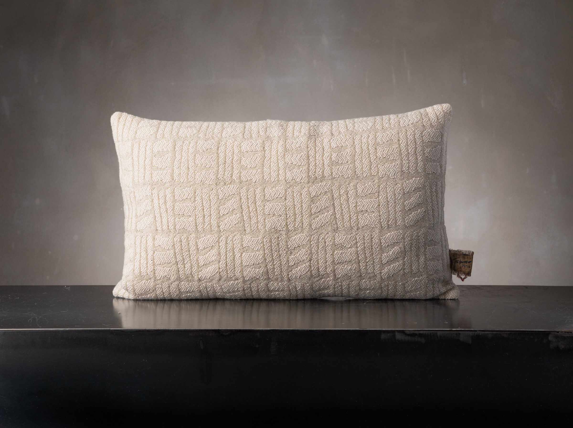 Прямоугольная подушка из хлопка The House of Lyria CHITON ARCH-00100173