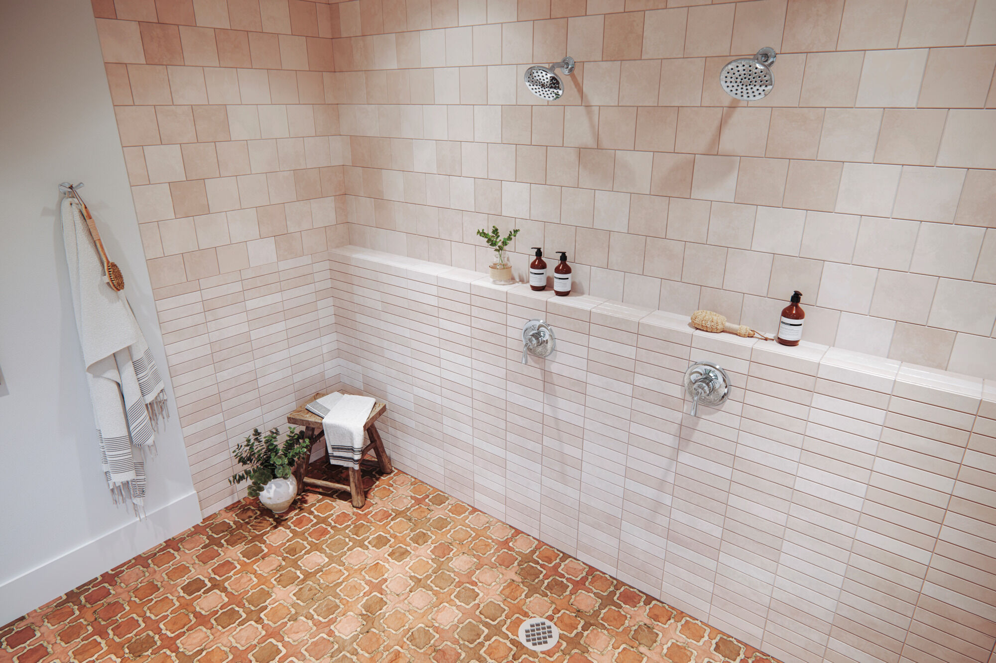 73335 Крючок для халата Delta Faucet Kayra Хром - Вид №5