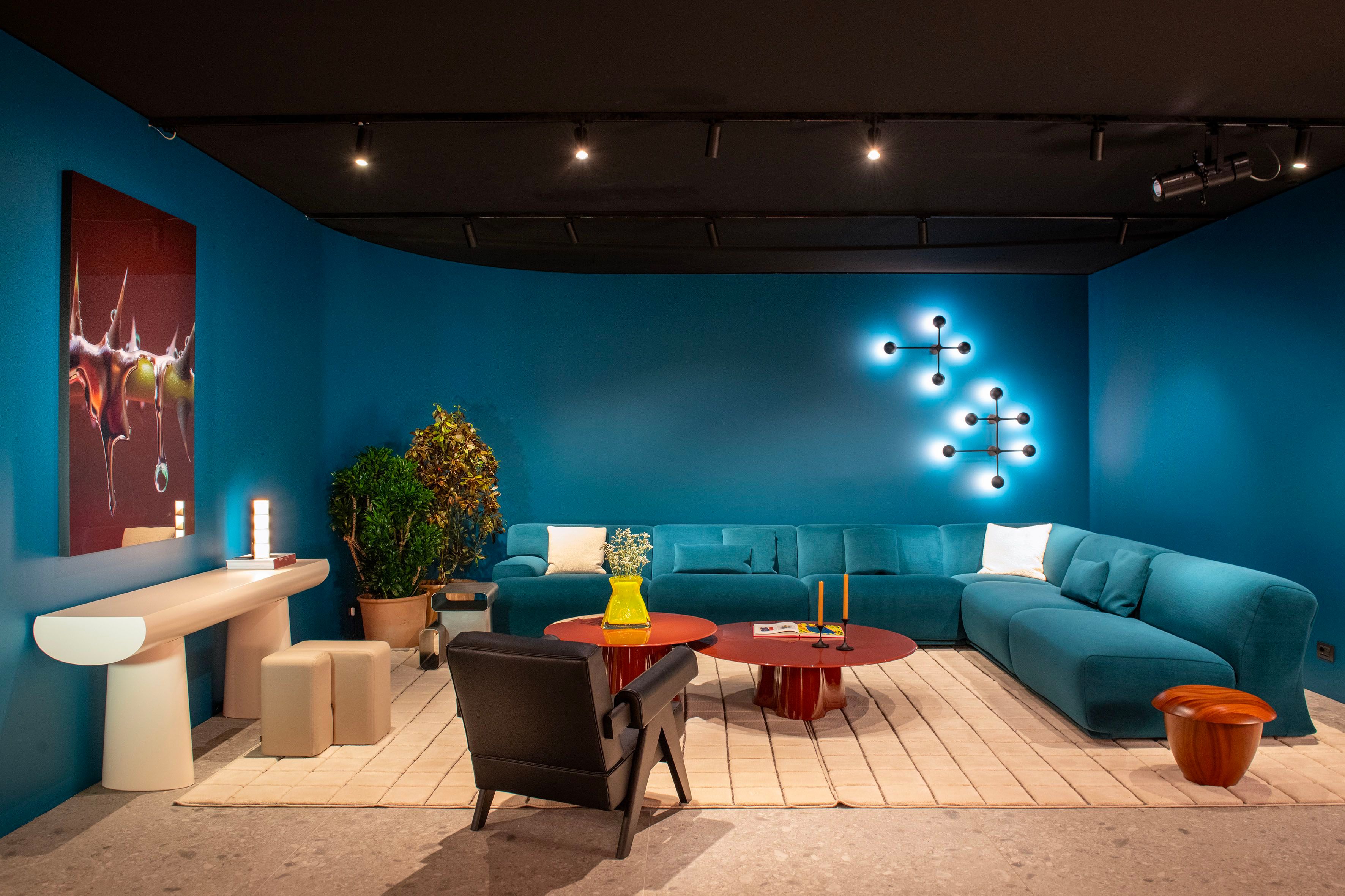 Металлический настенный светильник CASSINA DOT PATTERN LIGHT ARCH-00101810