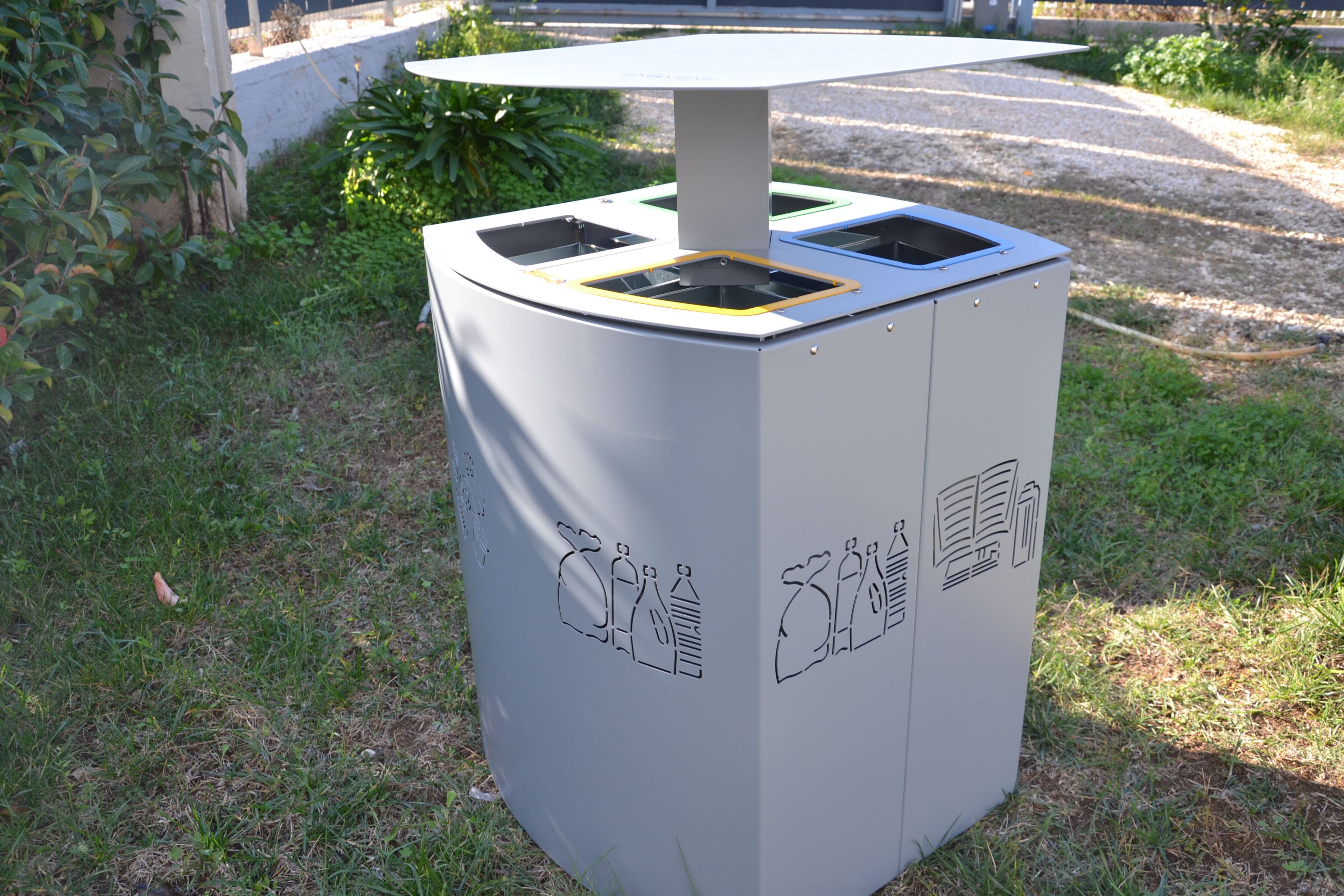 Стальная стойка для мусора с наружной крышкой для утилизации отходов CITYSì WINDOWS ARCH-00108681 - Вид №1