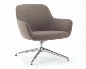 Quadrifoglio Кресло из ткани с 4 спицами и подлокотниками City