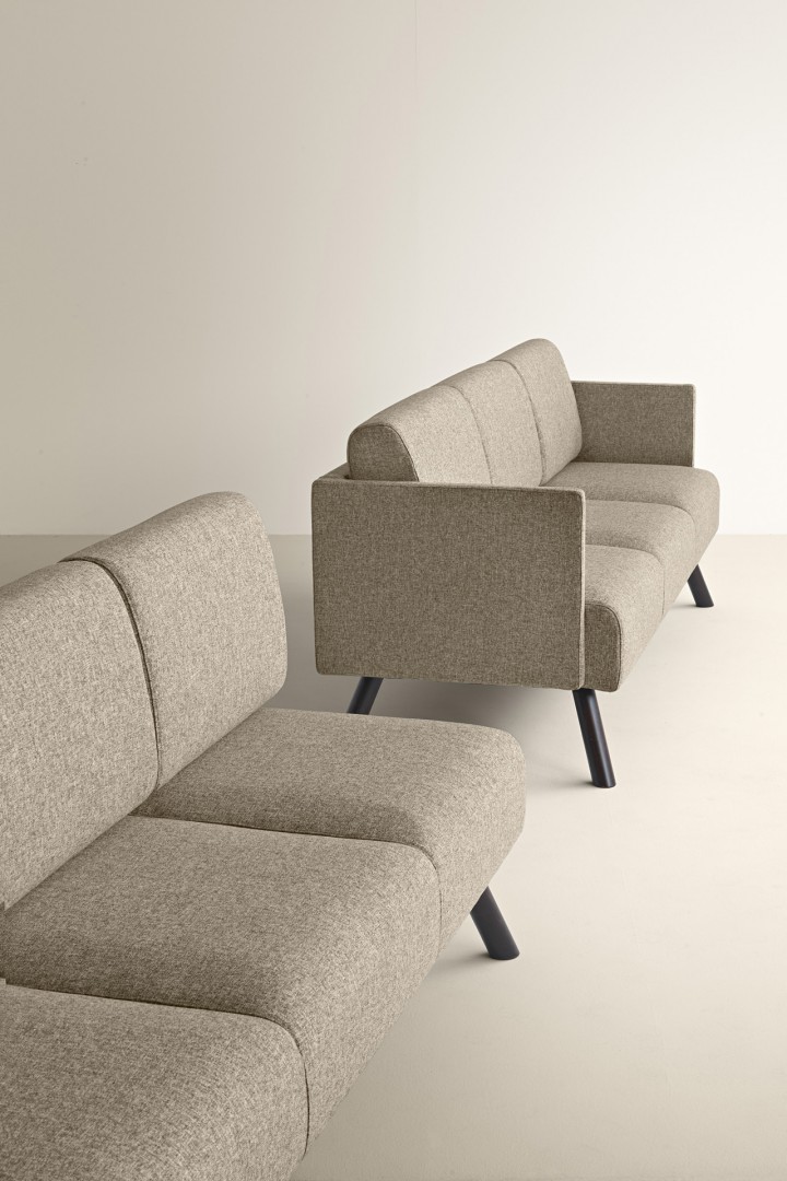 Nomad 827 3-местный диван с мягким сиденьем и спинкой. Ножки из бука без боковых сторон. Et al. Nomad - Вид №1