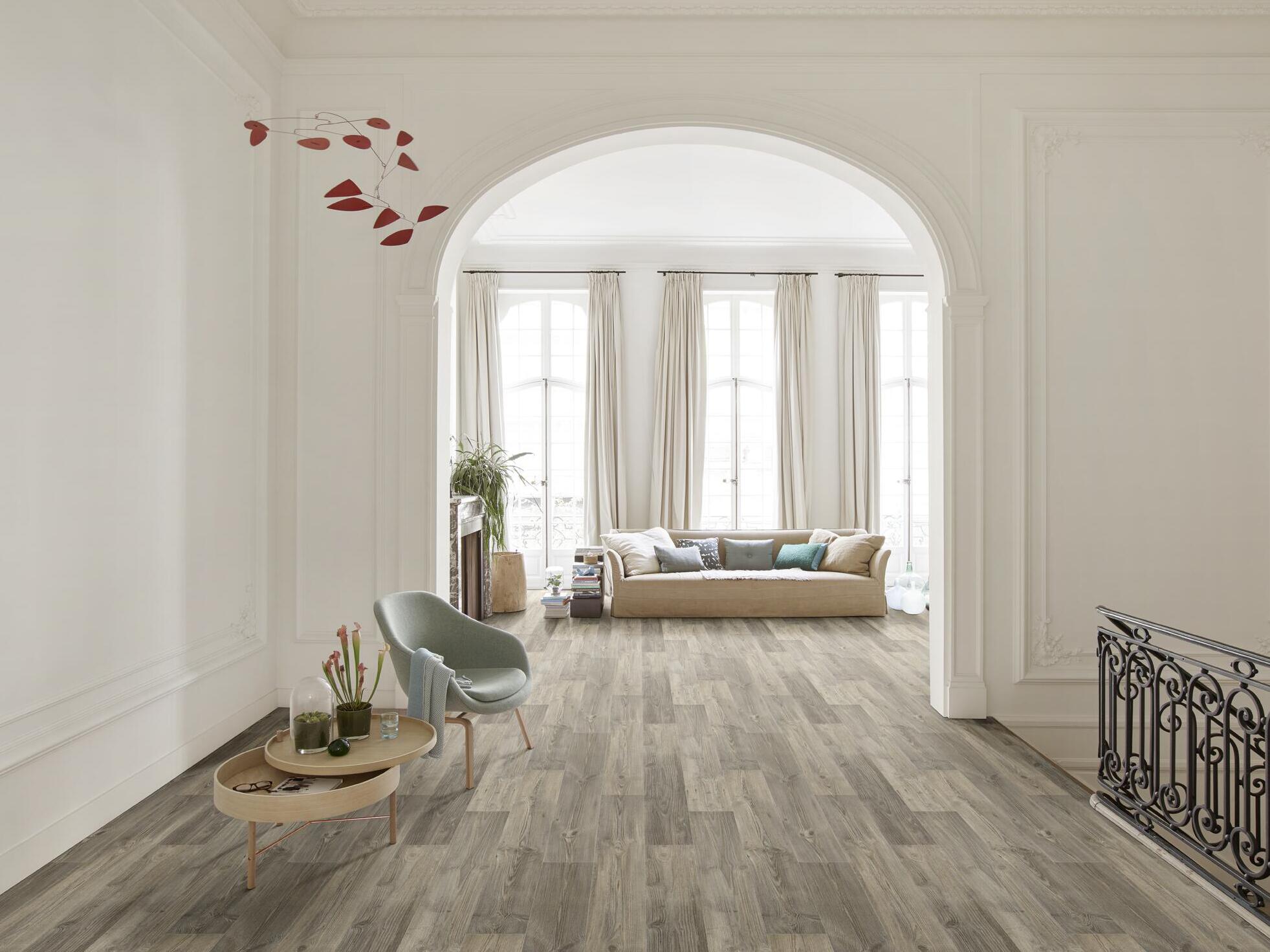 Нескользящий виниловый пол с эффектом дерева BEAUFLOR Supreme ARCH-00100821