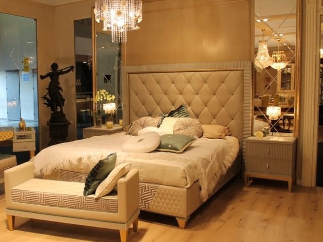 Двуспальная мягкая кровать из ткани с высоким изголовьем Arvestyle ARCH-00144095