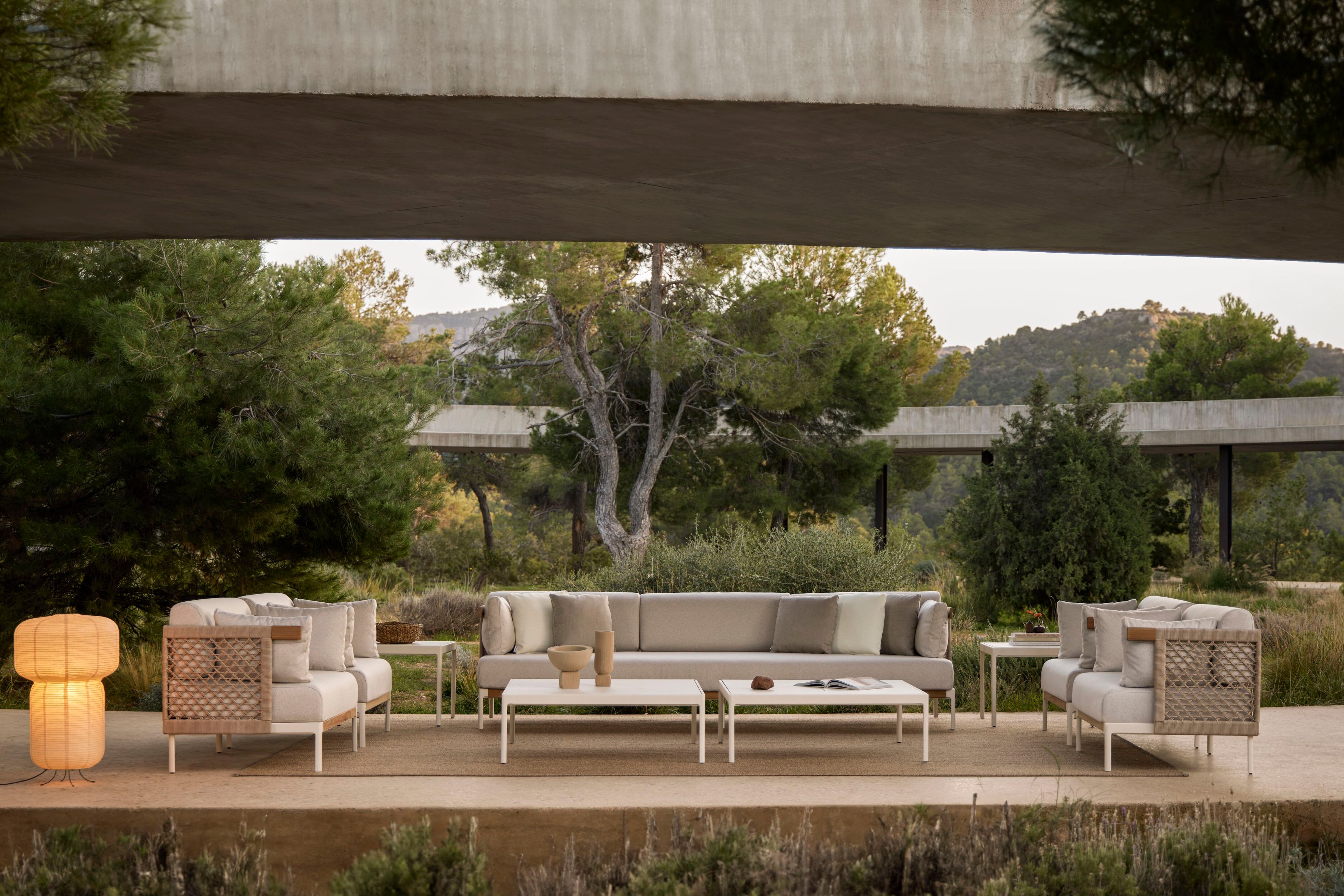 Алюминиевый квадратный садовый столик с порошковым покрытием POINT Legacy ARCH-00067752 - Вид №4