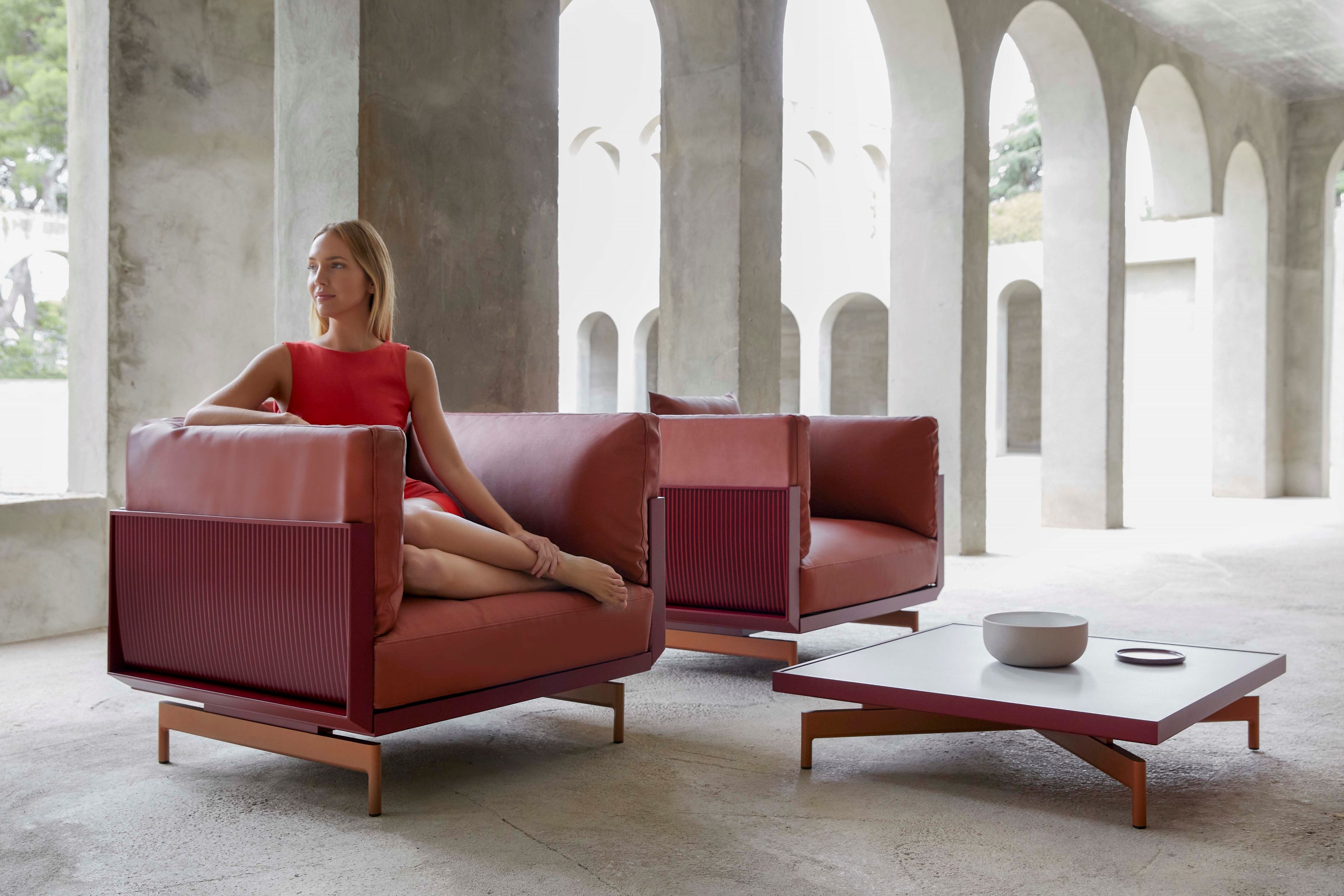 Фарфоровый квадратный садовый столик GANDIABLASCO волны ARCH-00028769 - Вид №34