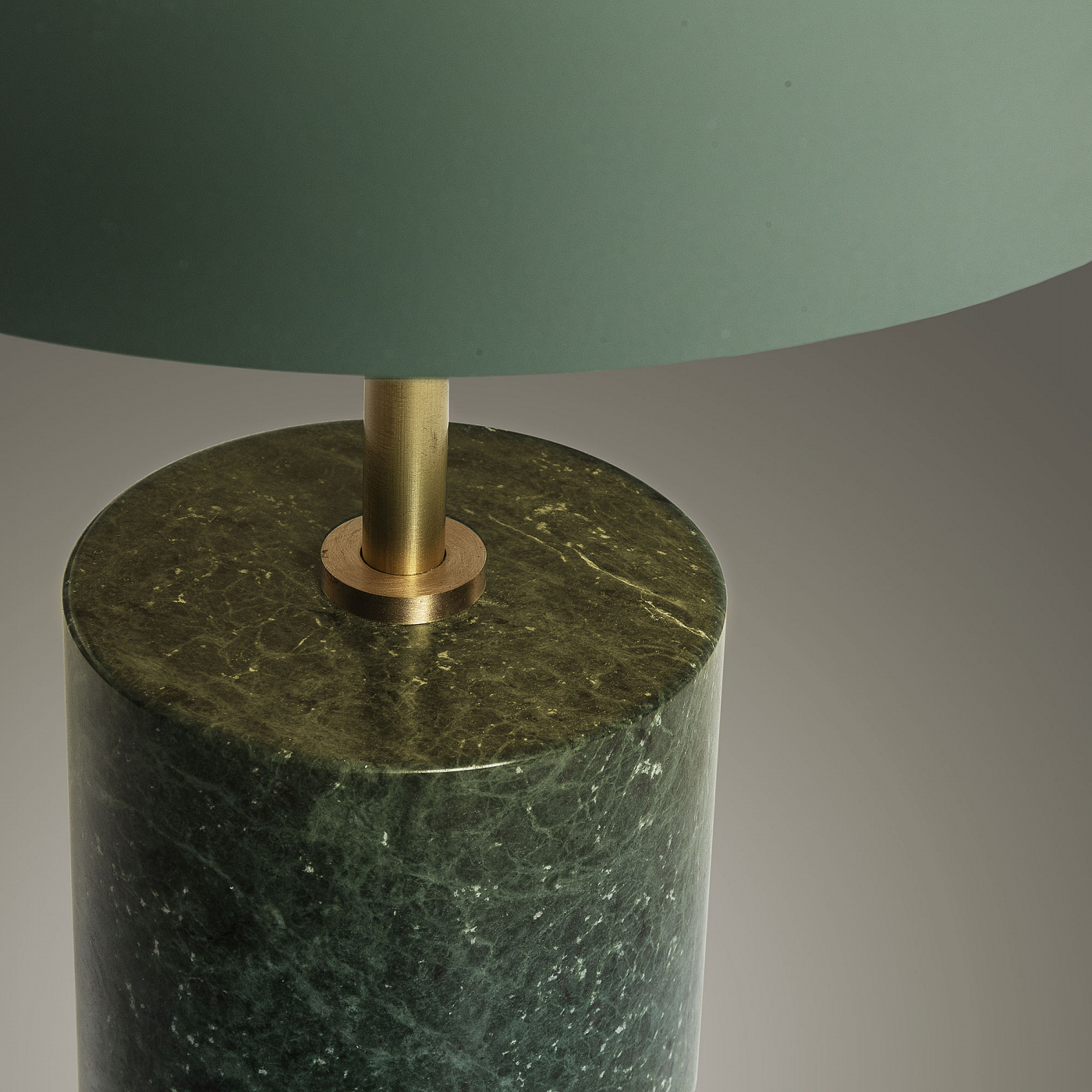 064488 Настольная лампа Biscane зеленого цвета La Forma Videl  - Вид №1