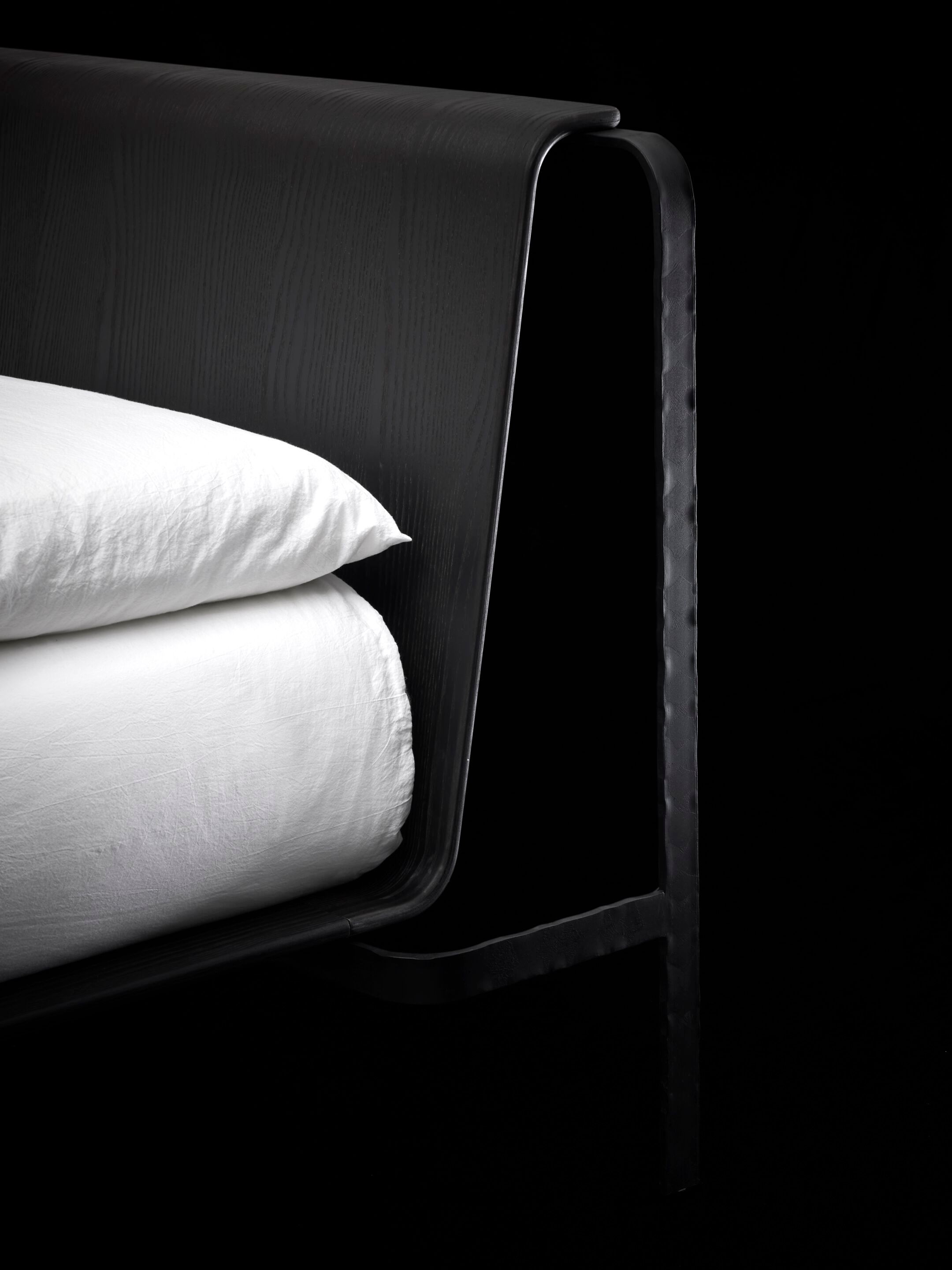 Двуспальная кровать с деревянным изголовьем Bolzan Bend ARCH-00147535 - Вид №3