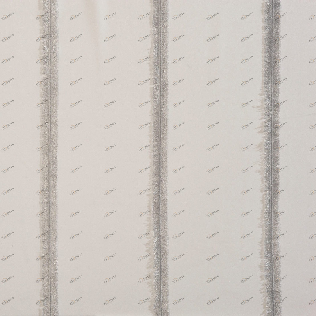 Рулон обоев COCOON CCN19680113. Основа вышивка Casadeco