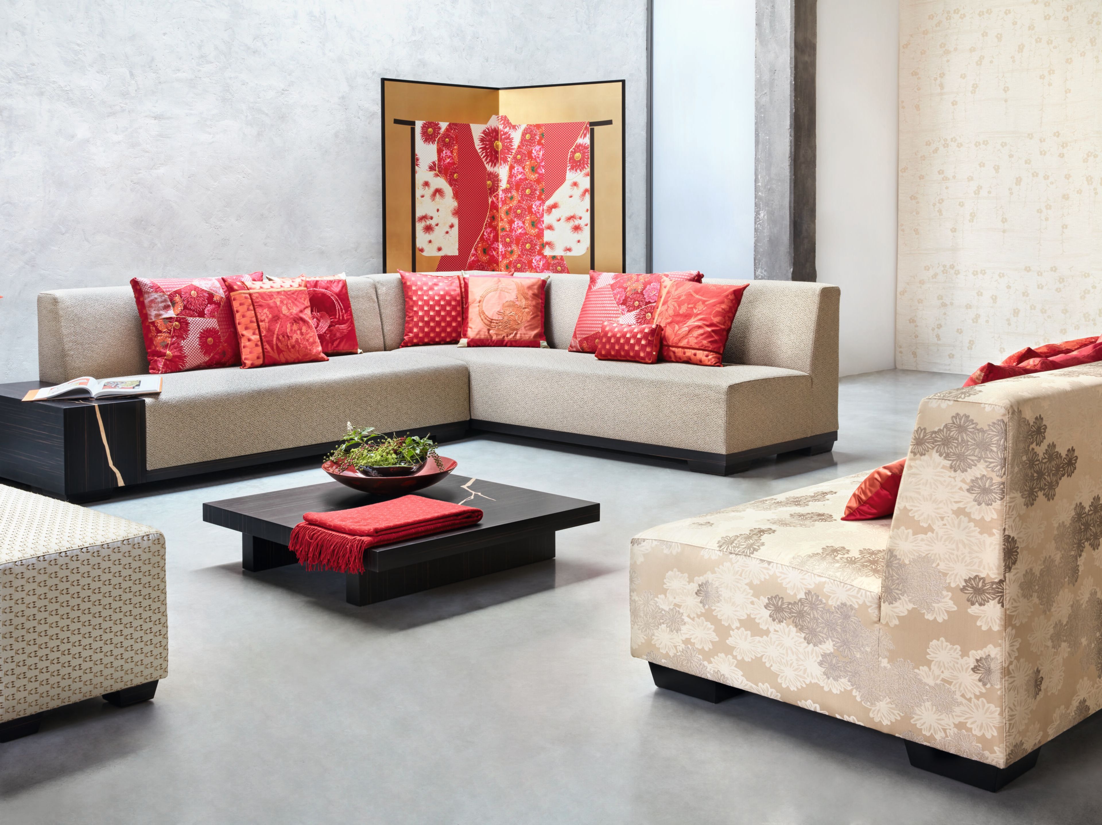 Квадратная подушка из ткани K-3 Maiko ARCH-00137897 - Вид №3