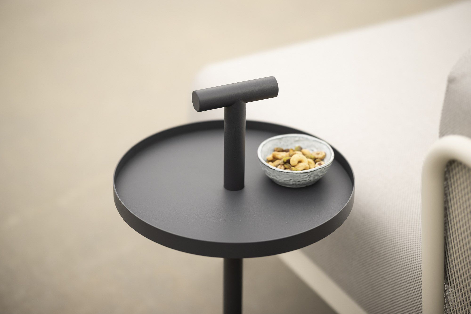 Круглый журнальный столик из нержавеющей стали Todus Albus ARCH-00071508 - Вид №6