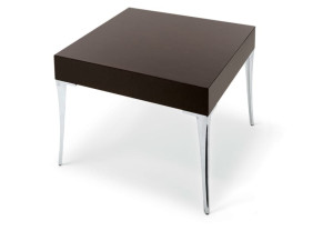 Низкий квадратный журнальный столик для контракта