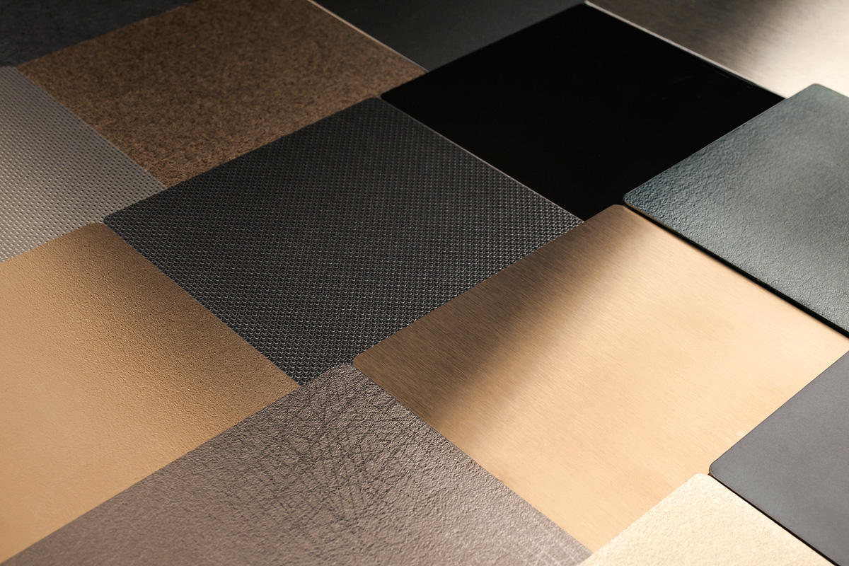 FSRT598 Плавленый графит с сатинированной отделкой Forms-surfaces 
