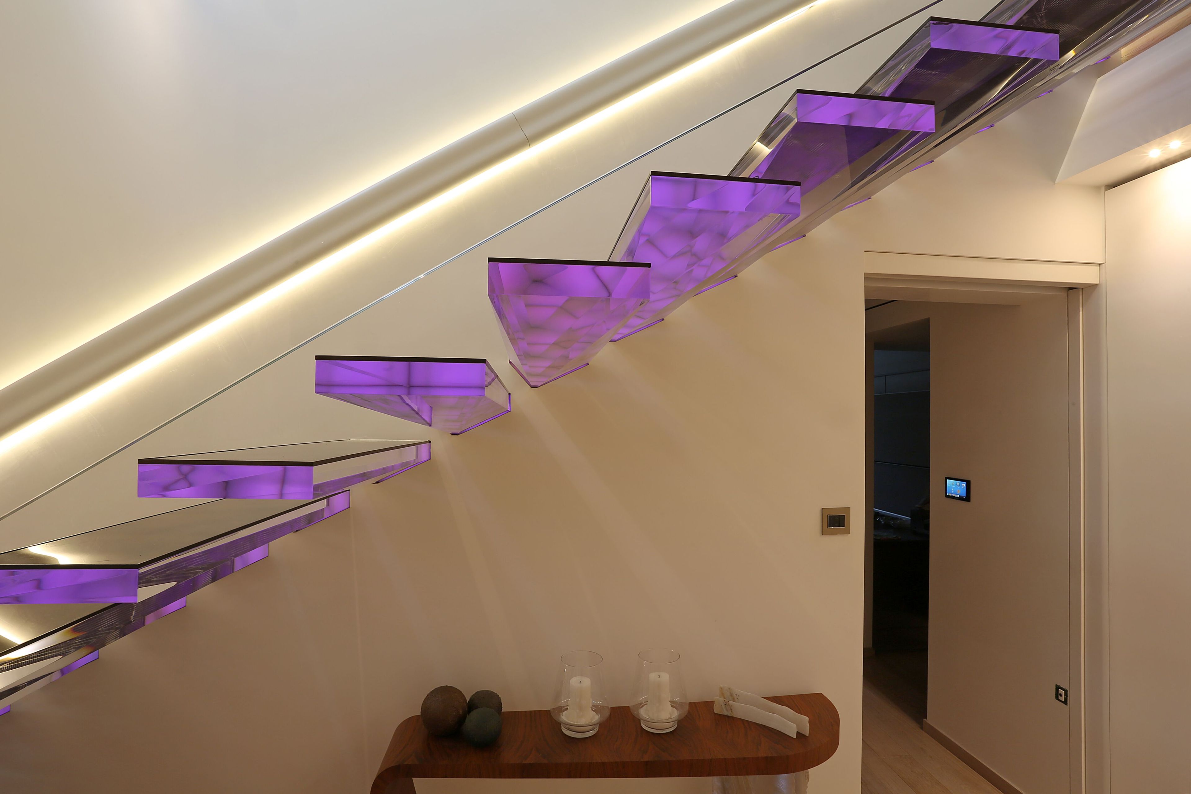 Акриловая консольная лестница Siller Treppen SPACE DIAMOND 1 ARCH-00085121 - Вид №4