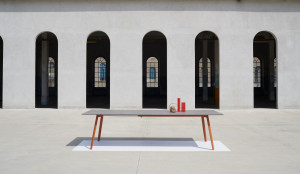 Прямоугольный выдвижной стол из литого алюминия