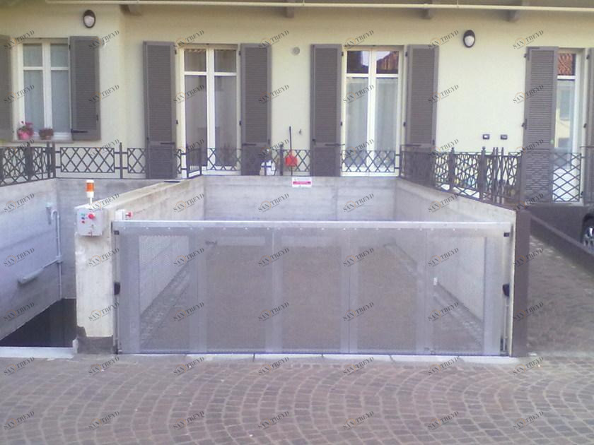 CARMEC Моторизованный вертикальный раздвижной металлический забор Portoni e cancelli sun-id-1416669