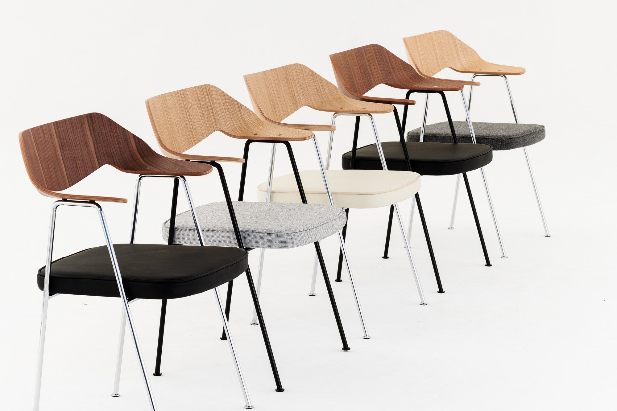 Стул с подлокотниками из ткани и шпона Case 675 ARCH-00055049 - Вид №8