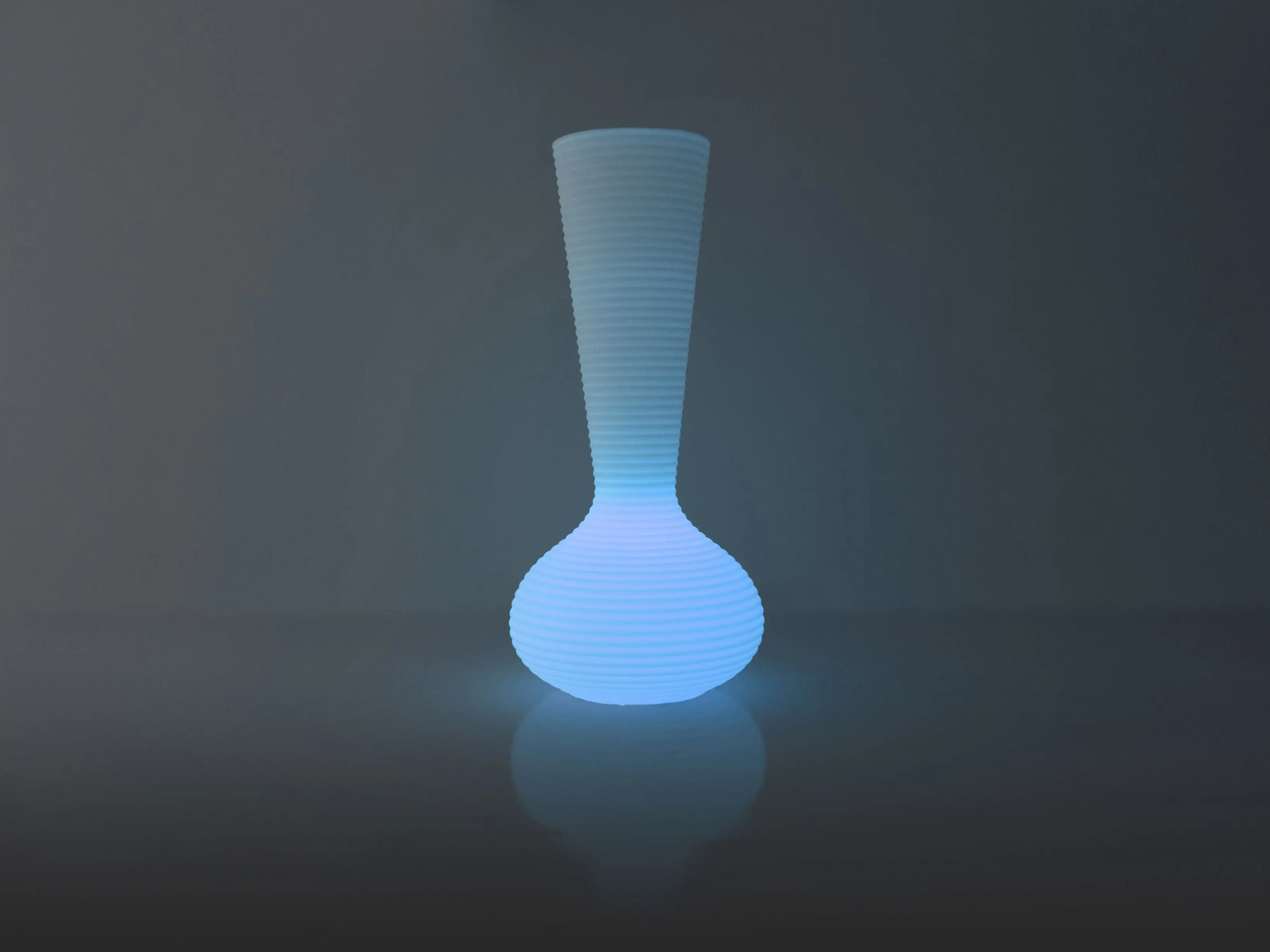 Высокий яркий пластиковый садовый горшок Vondom ARCH-00119034 - Вид №7