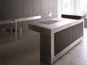 Strato Cucine Кухня с островом из нержавеющей стали и дерева венге Npu (non plus ultra)