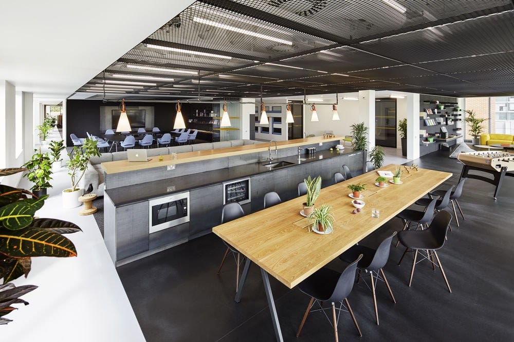 Стул из полипропилена с мягким сиденьем VITRA Eames Plastic Chair ARCH-00109310 - Вид №17