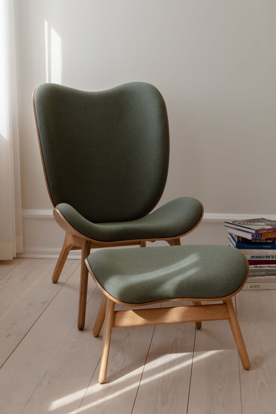 Дубовая мягкая подставка для ног UMAGE a Conversation Piece ARCH-00036808 - Вид №3