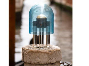 Настольная лампа с батарейным питанием из муранского стекла