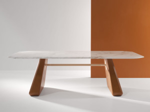 Прямоугольный мраморный стол