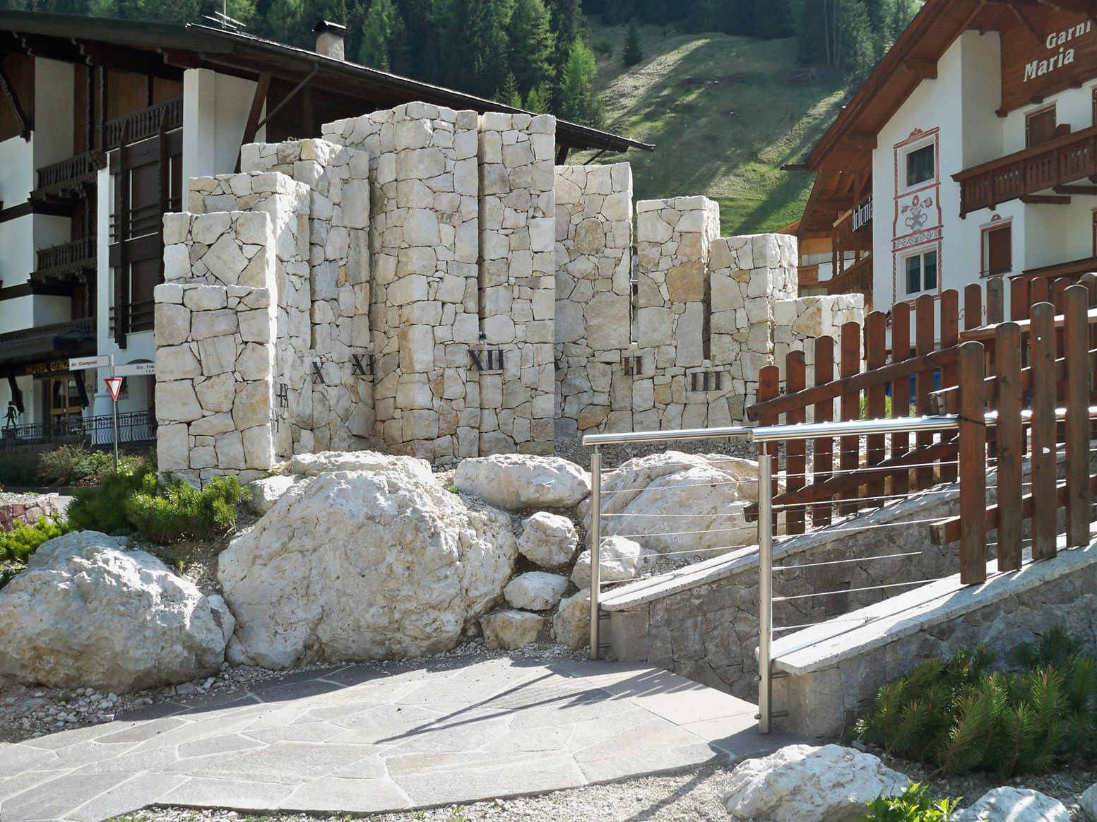 Натуральный каменный элемент для фасада B&B Rivestimenti Naturali камень ARCH-00116203 - Вид №16