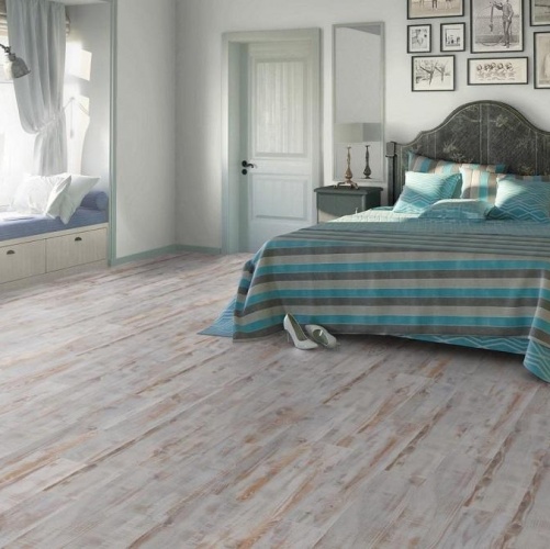 Виниловый ламинат Tarkett Lounge Tribute Дуб с брашью (Текстурированная) 914,4х152,4/101,6 мм 1000901240 - Вид №4