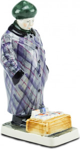 10666542 RUPOR manufactory Скульптура Rupor Торговка сигаретами 19см, фарфор Фарфор