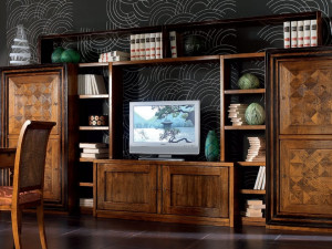 Деревянная секционная оборудованная стена