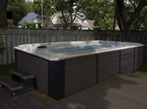 Jacuzzi® 6-местный 7-местный противоточный мини-бассейн