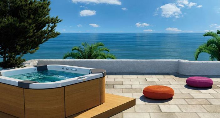 Jacuzzi_Santorini_1 Jacuzzi_Santorini_1